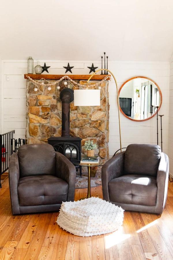 فيلا Hot Tub Charming & Chic Mountain Gem On Sleepy Creek بيركلي سبرينغز المظهر الخارجي الصورة