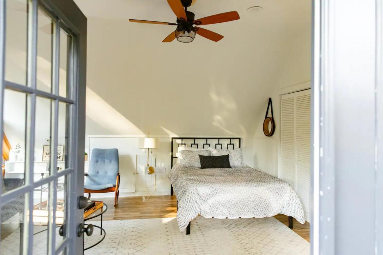 فيلا Hot Tub Charming & Chic Mountain Gem On Sleepy Creek بيركلي سبرينغز المظهر الخارجي الصورة