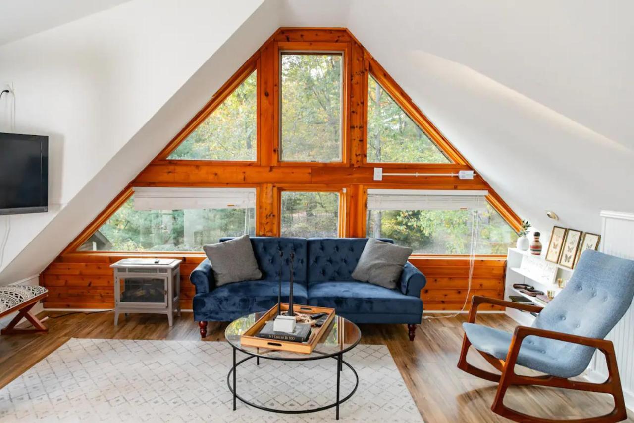 فيلا Hot Tub Charming & Chic Mountain Gem On Sleepy Creek بيركلي سبرينغز المظهر الخارجي الصورة